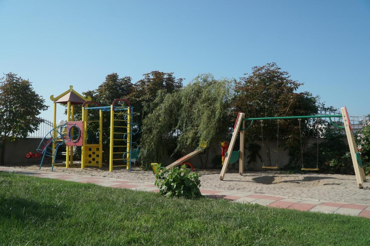 Радуга Курортная Гостиница Zatoka Kültér fotó